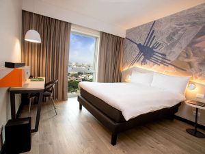 HOTEL IBIS STYLES LIMA BENAVIDES MIRAFLORES