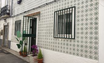 Beautiful 3-Bed House in Tavira in the City Center
