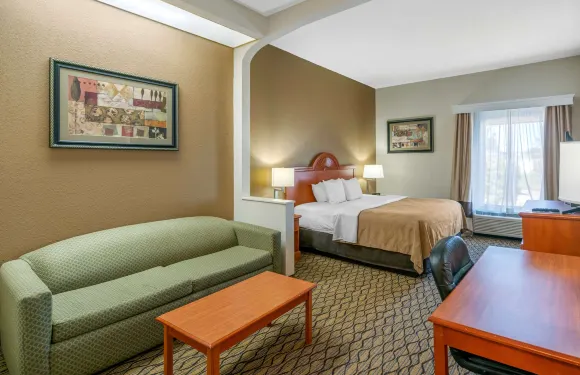 傑斐遜城凱藝套房酒店