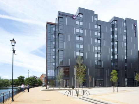 Premier Inn Bedford Town Centre