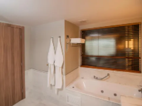 Gran Bourbon Hotel Asuncion Hotels in Luque