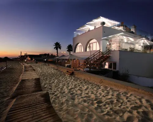 Golden Beach Guest House & Rooftop Bar Hoteles en Faro