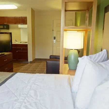 Sonesta Simply Suites Stafford