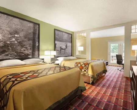 Super 8 by Wyndham Cherokee Hotels in Cherokee