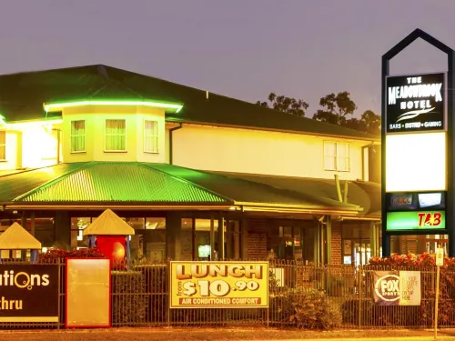 Meadowbrook Hotel Brisbane Hotels in Loganholme