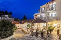 Stafylos Suites & Boutique Hotel