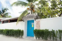 Palm Gate Maldives فنادق في Thulusdhoo