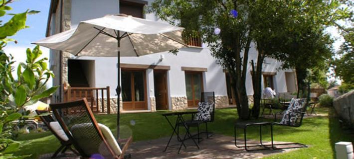La Casona Encanto Rural - ApartaHotel Spa Llanes Hotels in Llanes