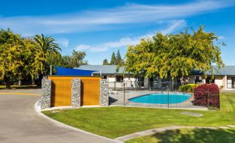 Cherylea Motel