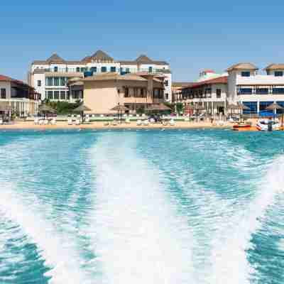 Braira Al Azizya Hotel & Resort Hotel Exterior