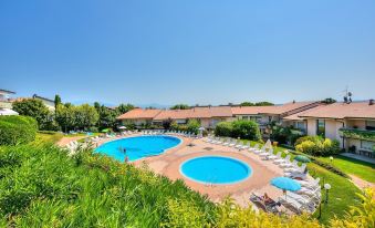 Kristall Lago Pool View - Happy Rentals