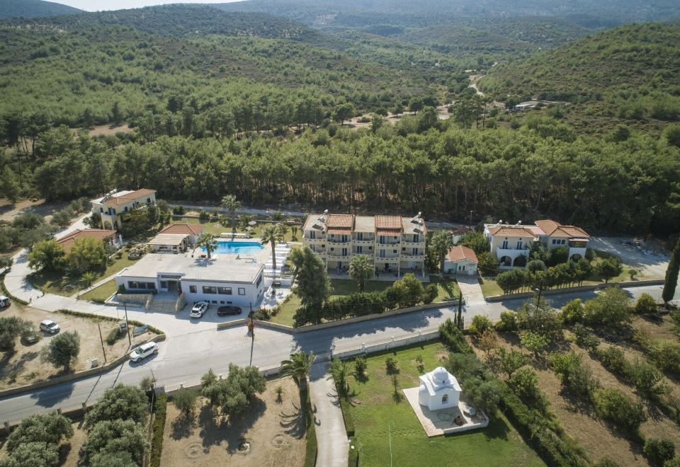 hotel overview picture
