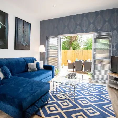 Your Apartment | Bristol Rowan Tree - No.1