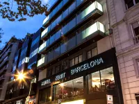 Zenit Barcelona Hotels near FGC - Muntaner