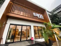 Sann Boutique Hotel Hotels near Wat Chiang Yuen (Red Temple)