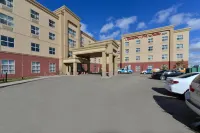 埃德蒙頓國際機場希爾頓歡朋套房飯店 Leduc Common附近的飯店