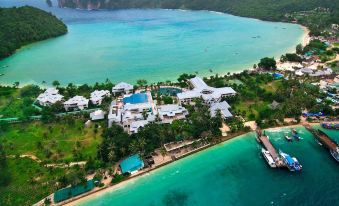 3. Phi Phi ..
