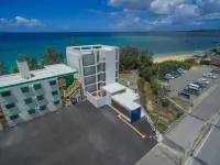 Hotel & Restaurant on the Beach Lue