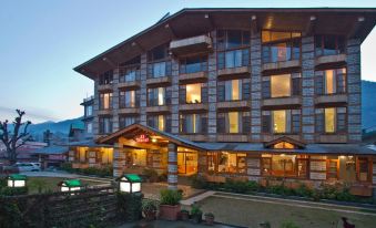 J.J Resorts