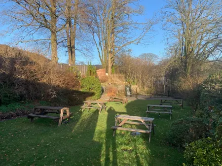 Abercrave Inn Отели в г. Cwm-twrch Isaf