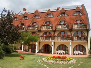 Ágnes Hotel