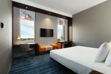 Aloft Dubai South, A Marriott Hotel