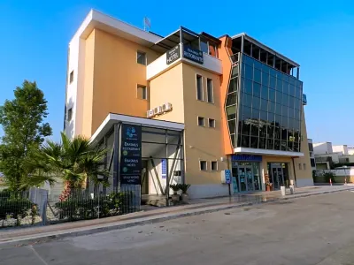 Erasmus Hotel Các khách sạn ở Gela