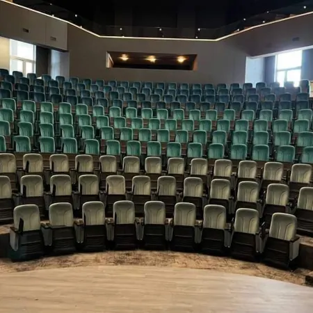 Hotel Univers Отели рядом с достопримечательностью «Торговый центр Cluj Iulius Mall»