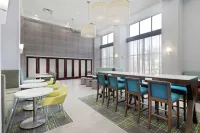 Hampton Inn & Suites Orlando-International Dr. North Hotels in Bay Hill