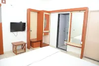 Bharat Residency Hotel a Karanje Turf Satara