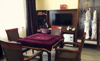 James Joyce Coffetel (Jishou North Renmin Road)