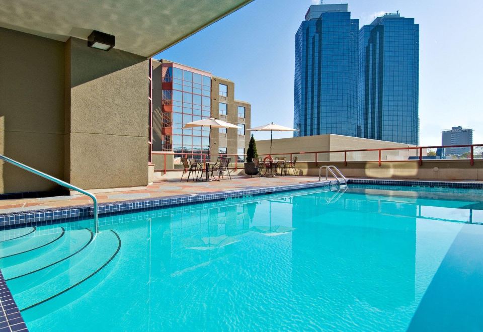 Holiday Inn Express 조식 뷔페 이미지