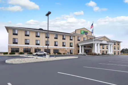 Holiday Inn Express & Suites GREENFIELD by IHG