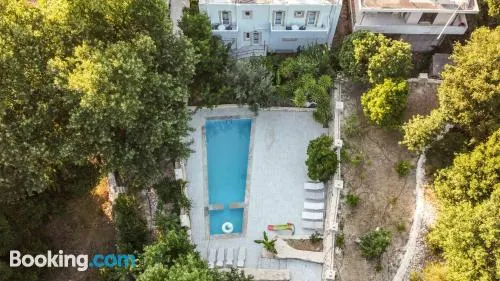 克拉多斯別墅旅館