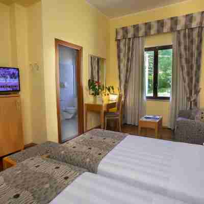 Riviera Hotel Rooms