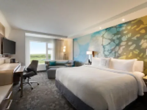 Courtyard Oshawa Hotels in Oshawa