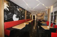The Batik Hotel Hotels in South Ternate