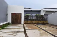 Villa Ubud Anyer - Villa Mungil 1 Br Hotels in Mancak