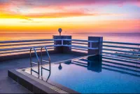 Ocean Beach Hotel Padang - sul mare
