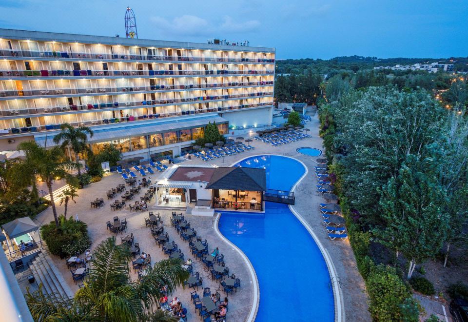 hotel overview picture