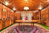 Inshallah Houseboats