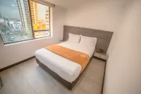Hotel Express 53 - ที่มีบาร์