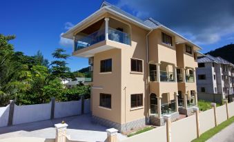 Stone Self Catering Apartment