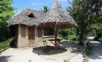 Room in B&B - Mida Creek Eco Camp 1