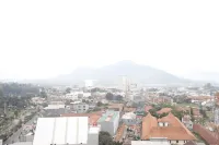 Convenient Studio Apartment at Harvard Jatinangor Hotels near PMPR & PG Mahatva Faperta Unpad