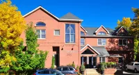 The Bradley Boulder Inn Hotel a Boulder