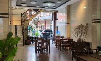 Hotel Bintang - Housity