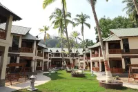 Sunrise Beach Resort Hotels in Havelock Island