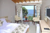 Mola Hotel