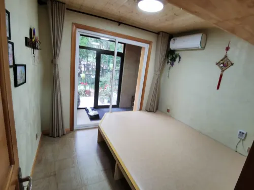 Yiyan Featured Homestay (Yanhe Street)